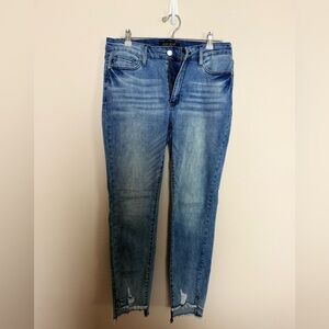 Judy Blue Light Wash Skinny Jeans
